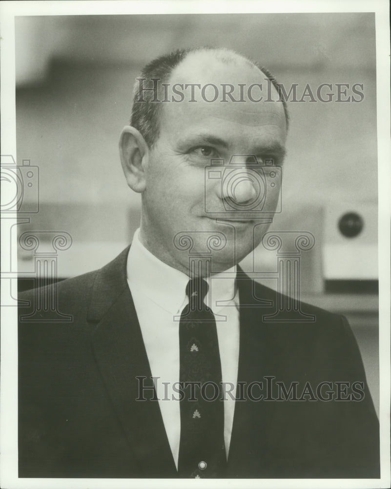 1971 Press Photo W. J. Polzin, Will Ross Incorporated chief operating officer. - Historic Images