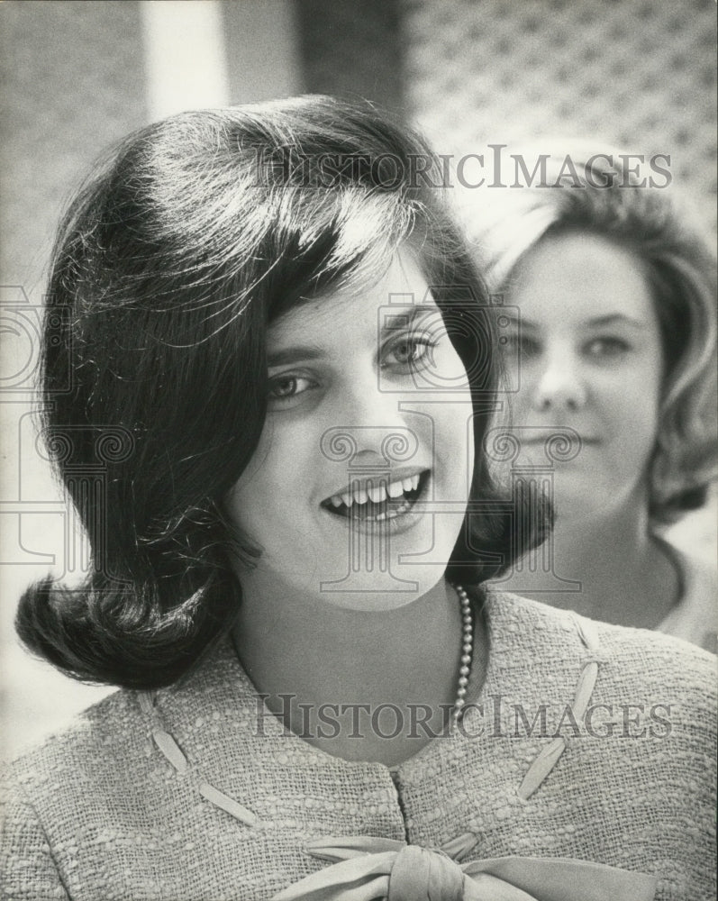 1964 Luci Johnson, daughter of president, visits Milwaukee-Historic Images