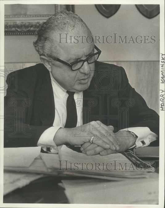 1967 Harry Kaminsky Auto Acceptance Co-Historic Images