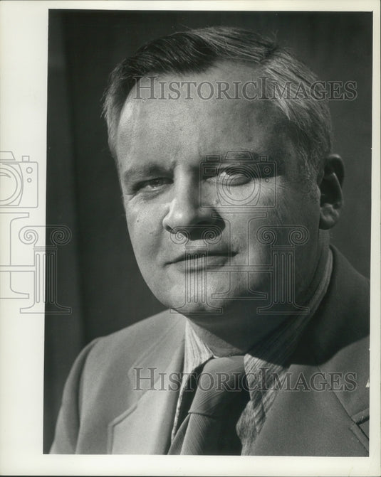 1973 Press Photo Journal employee Chuck Johnson - mjb76765-Historic Images