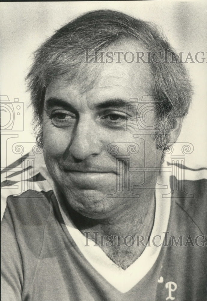 1984 Press Photo Earl Petermann is the father of test tube triplets Wisconsin - Historic Images