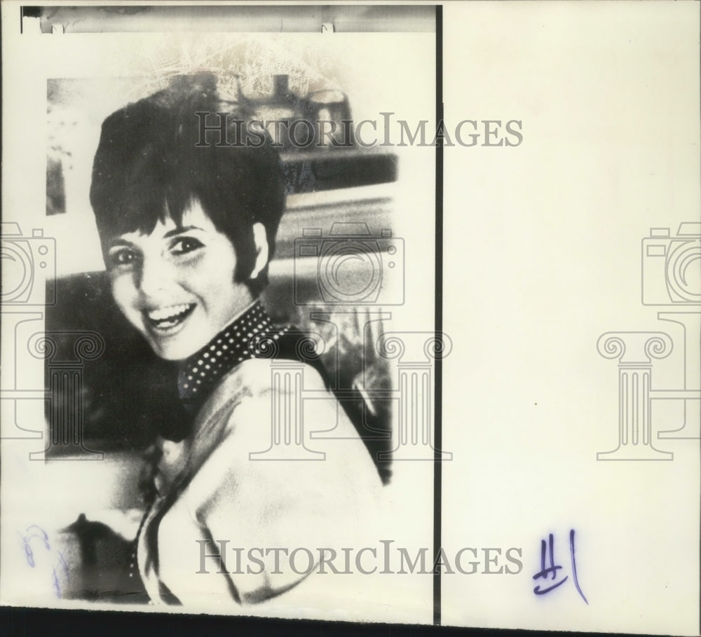 1971 Mrs. Paul Kaplan mother of quadruplets United States - Historic Images