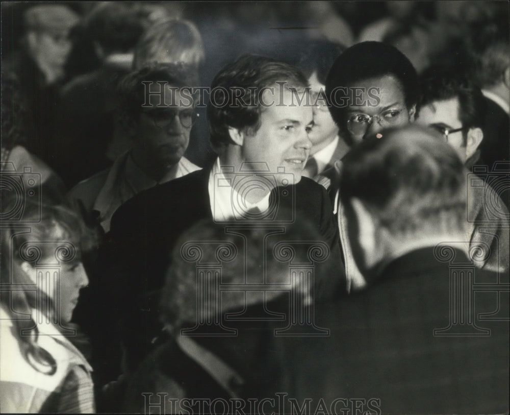1980 Robert Kasten at election night at his campaign headquarters - Historic Images