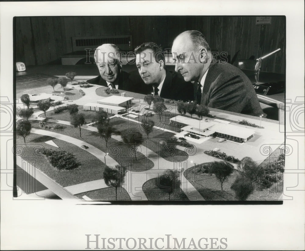 1963 Glendale City Mayor Gerald Kenehan with model of firehouse-Historic Images