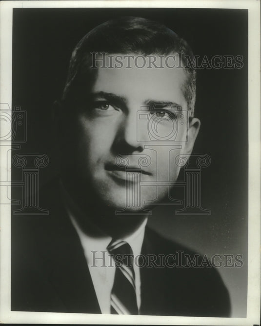 1973 Press Photo Thomas Nelson, President, and COO of Loewi & Company, Inc. - Historic Images