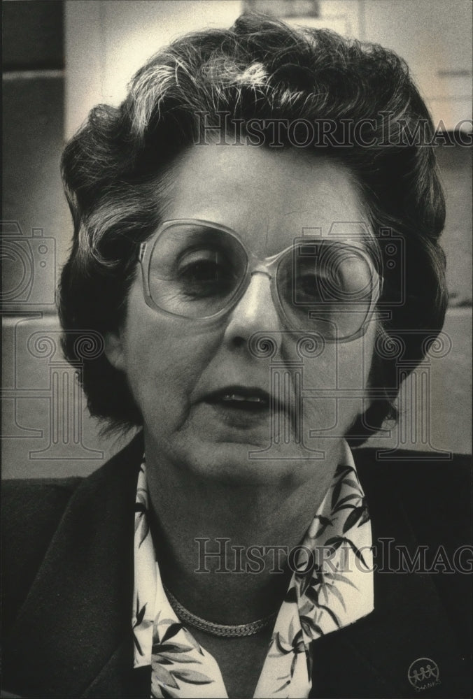 1989 Wendy Humphreys, Executive Director Silver Spring  Neighborhood - Historic Images