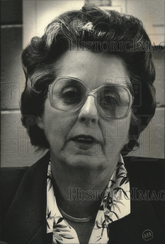 1989 Wendy Humphreys, Executive Director Silver Spring  Neighborhood - Historic Images