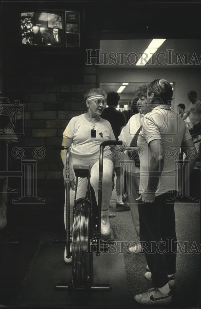 1992 Rose Nagel takes a short break West Allis Athletic Club - Historic Images