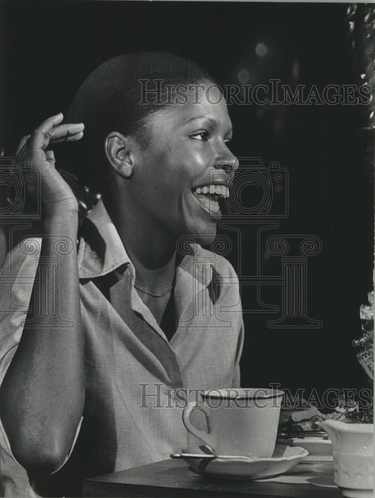 1977 Press Photo Sheila Phillips, company manager of "Bubbling Brown Sugar"-Historic Images