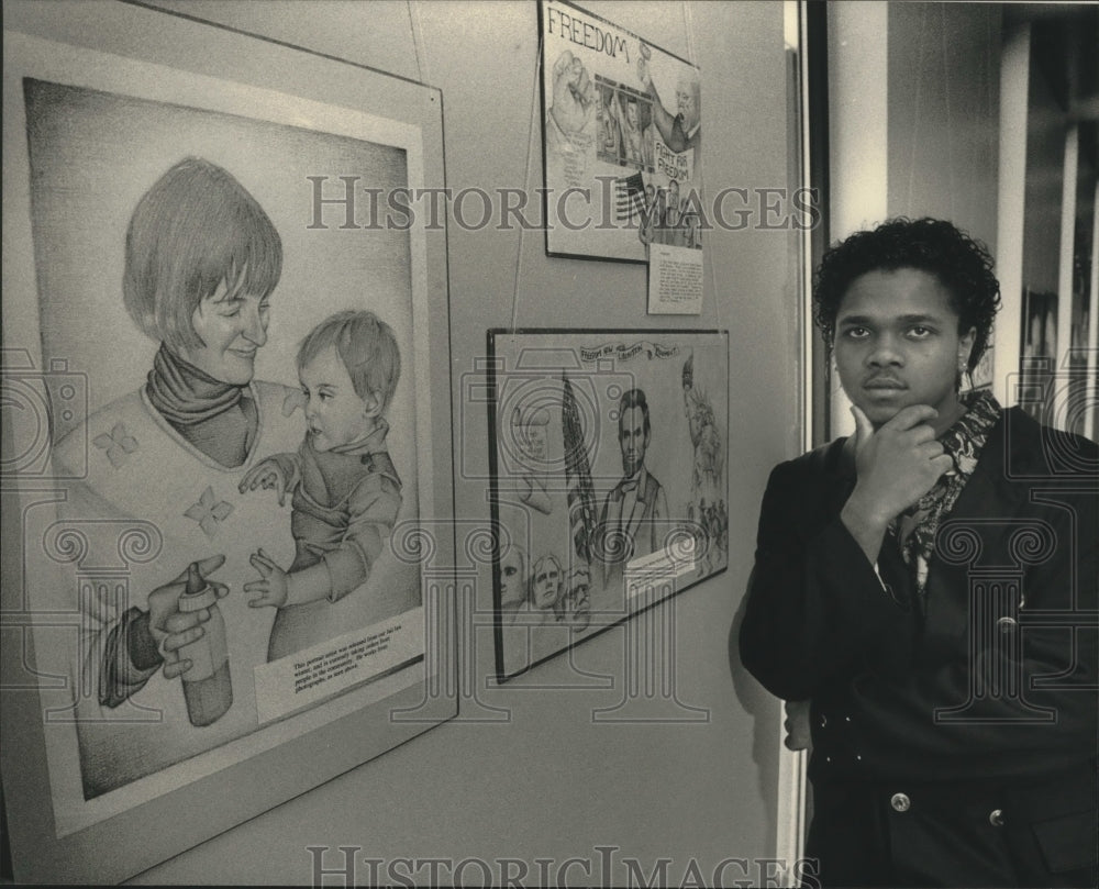 1991 Vaughn Hudson, poses with his artwork at War Memorial Center-Historic Images