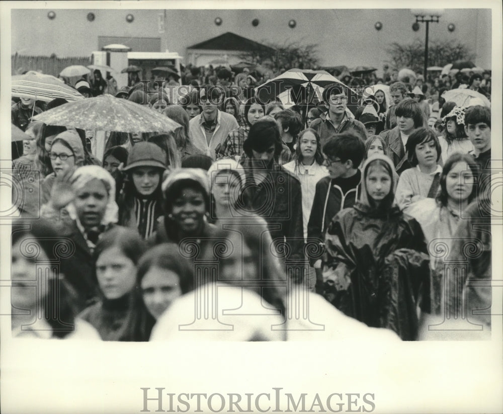 1972 Press Photo Hunger Hike - mjb78841 - Historic Images