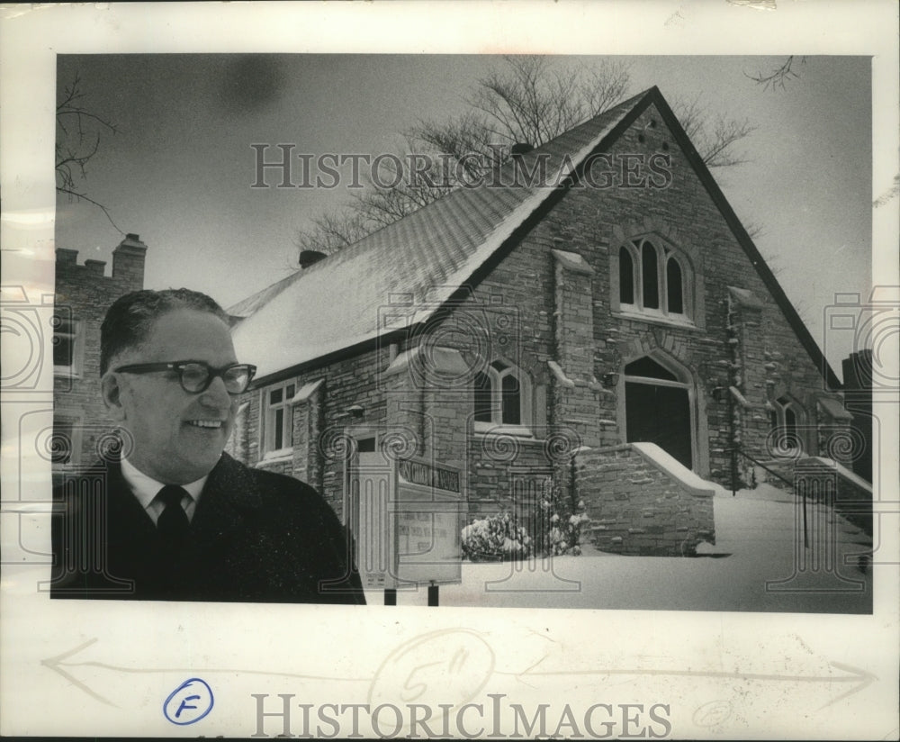 1965 Reverend Kemper and First Church of the Nazarene, Milwaukee-Historic Images