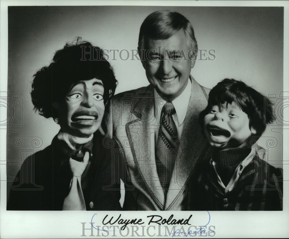 1977 Press Photo Wayne Roland, Puppeteer - mjb79800 - Historic Images