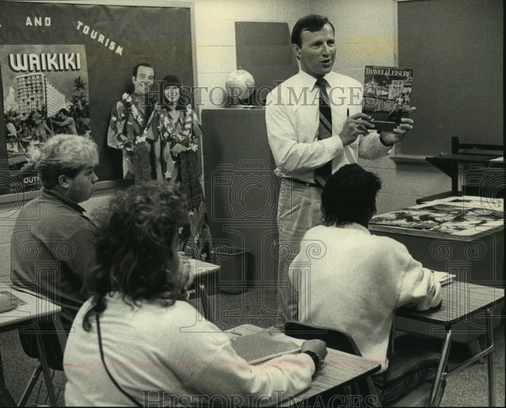1988 Kent LaVelle and his students South Division High School-Historic Images