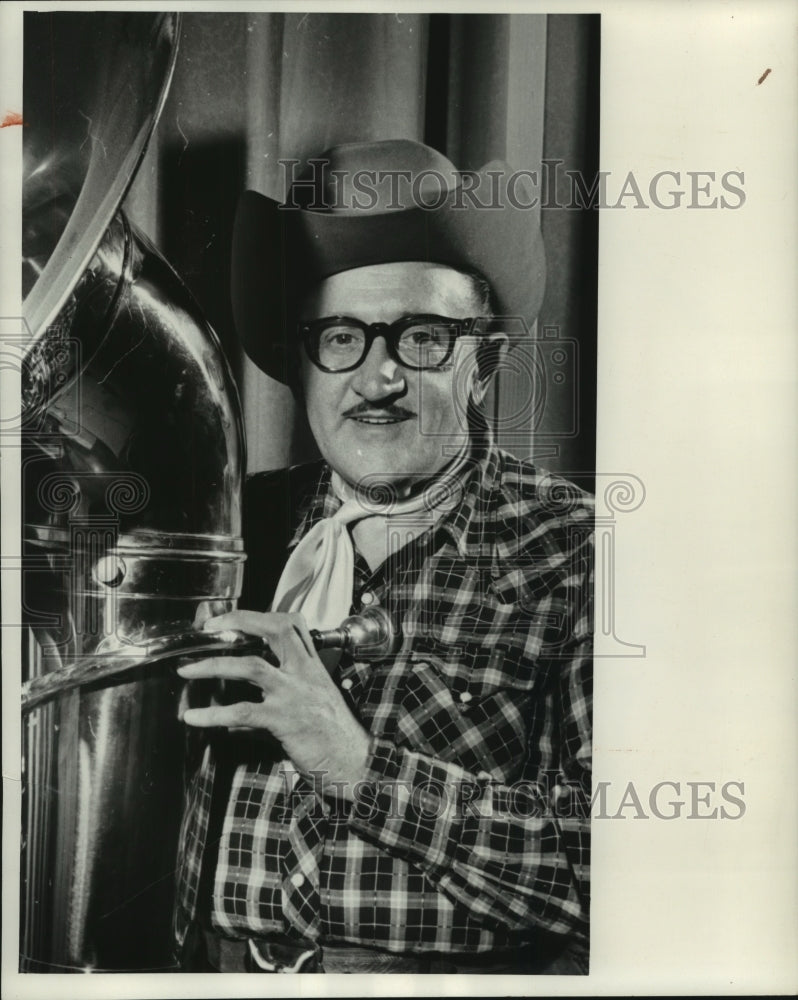 1955 &quot;Cowboy Joe&quot; Potzner, Milwaukee musician, with the Hot Shots-Historic Images