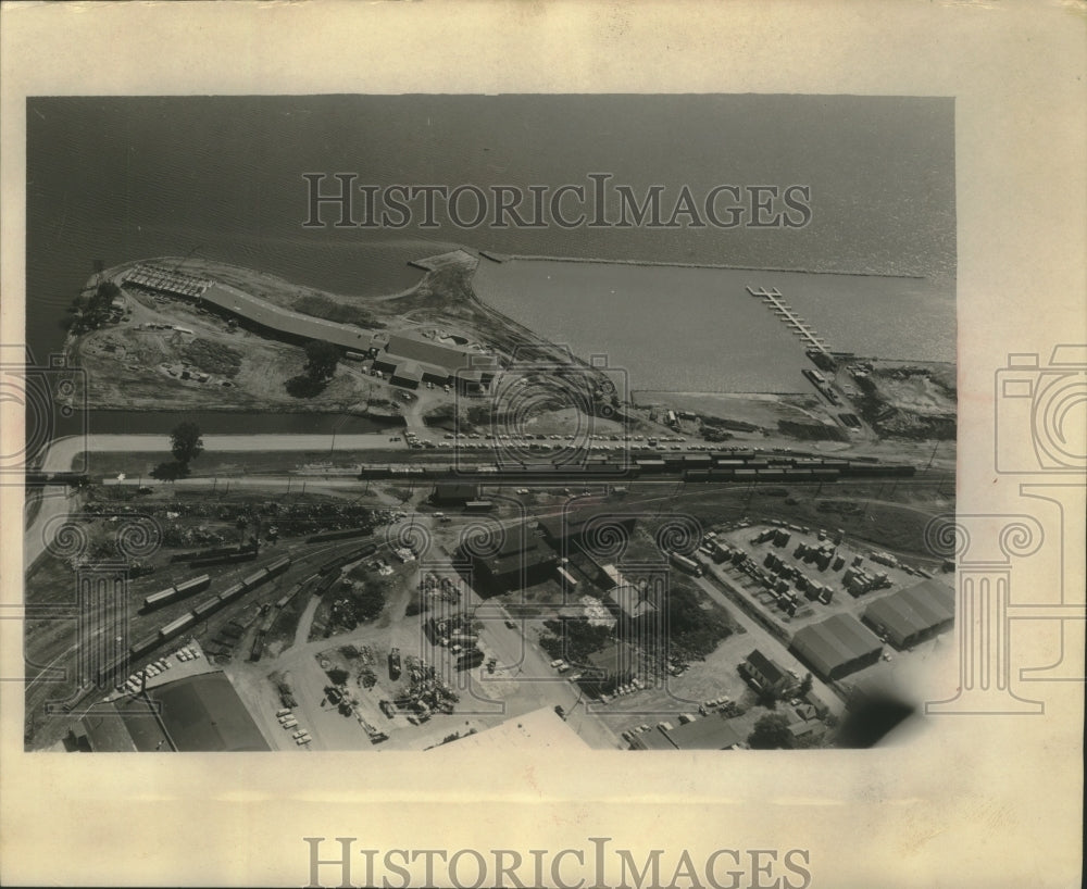 1965 Construction site of Pioneer hotel and marina Oshkosh Wisconsin-Historic Images