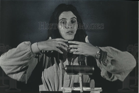 1978 Press Photo Psychologist, Jean Houston, Compares People to Snowflakes - Historic Images