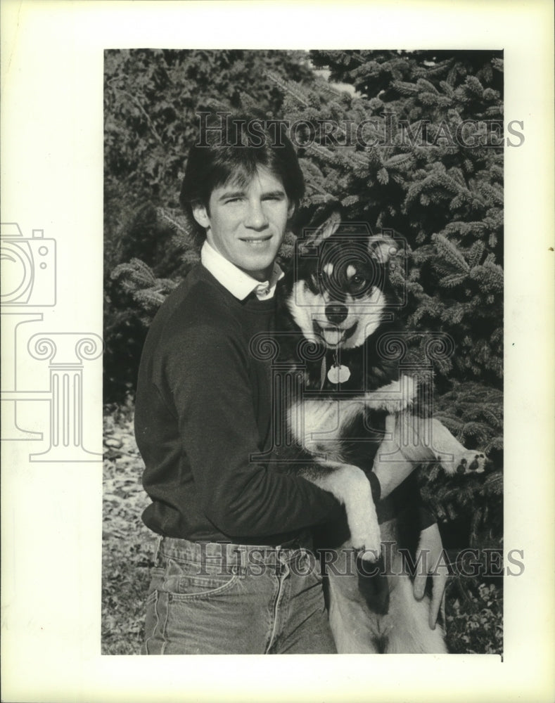 1982 Troy Pflanz with his dog Roxanne - Historic Images