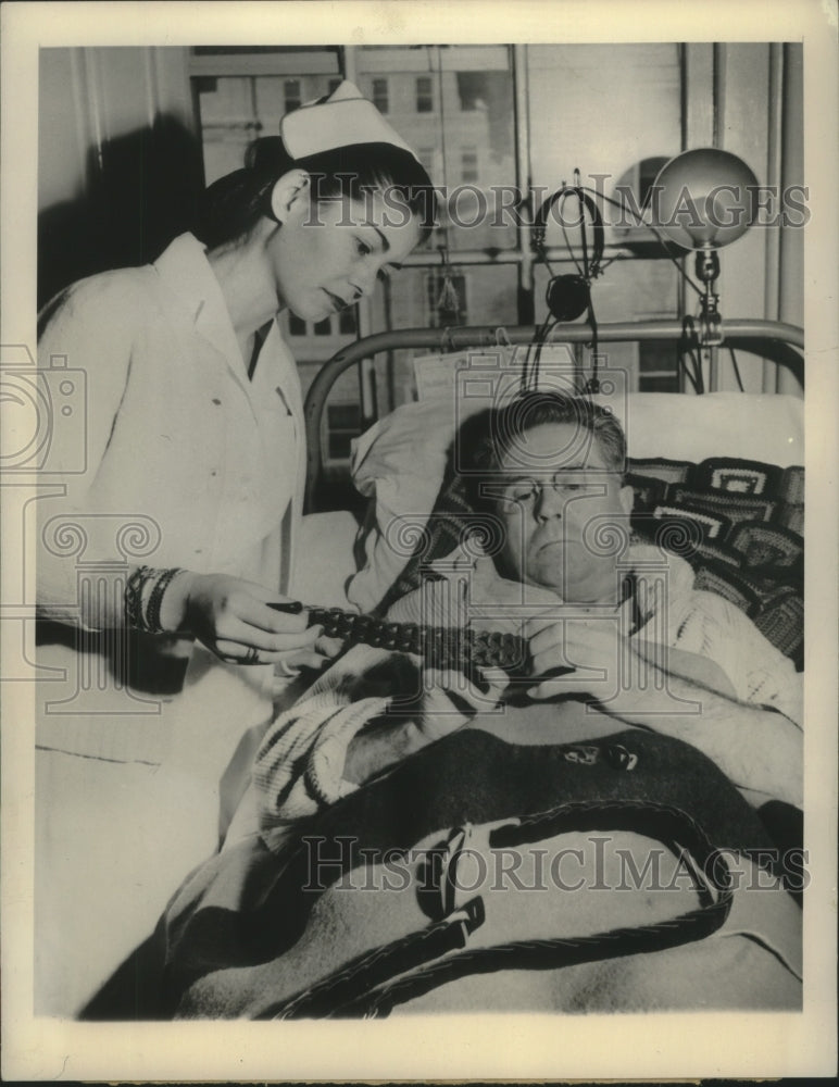1947 Press Photo Patient and nurse at hospital - mjb82056 - Historic Images