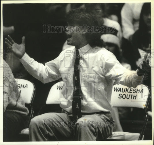 1993 Press Photo Jay Posick, Waukesha South Girls Basketball Coach - mjb82559 - Historic Images