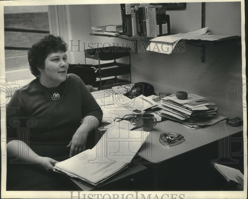 1972 Press Photo Marian Pehowski, University of Wisconsin Literature Instructor - Historic Images