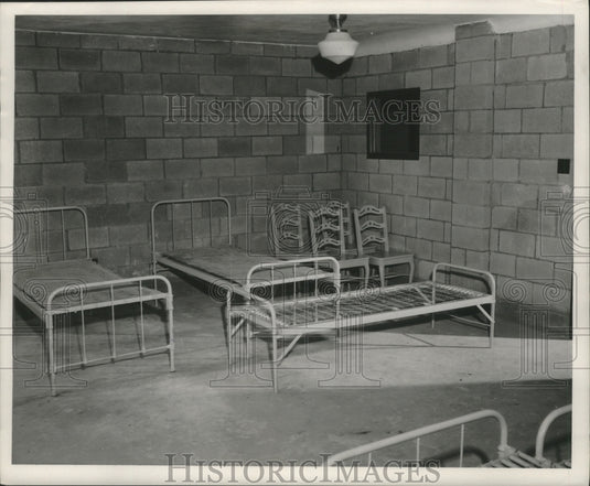 1953 Press Photo Milwaukee County House of Correction Sick Room - mjb82777-Historic Images