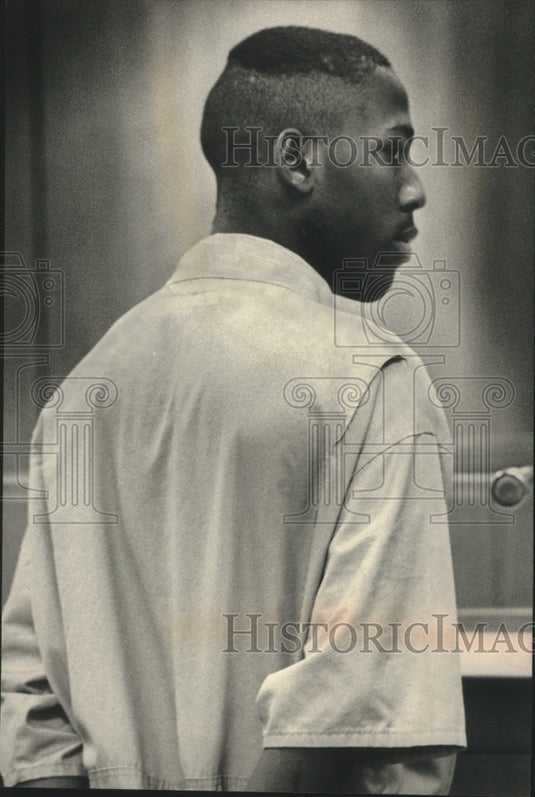 1988 Stanley E. Peacock, 18, appeared in Rock County Circuit Court.-Historic Images
