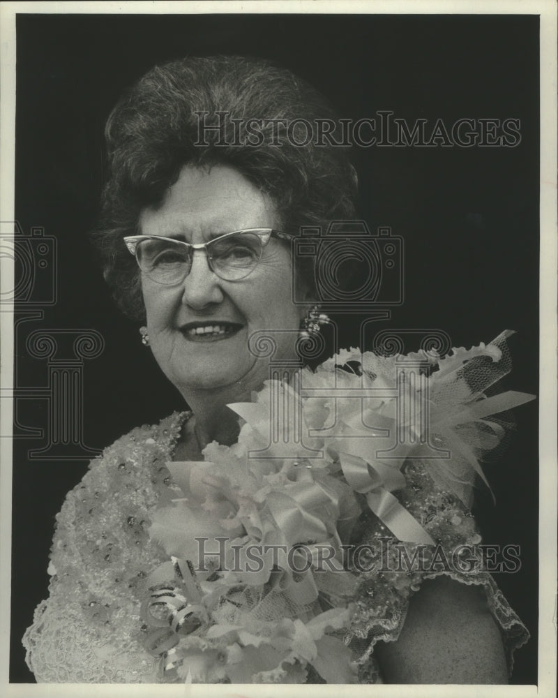 1970 Press Photo Mrs. Leon Pettersen , president of Order of the Eastern Star. - Historic Images