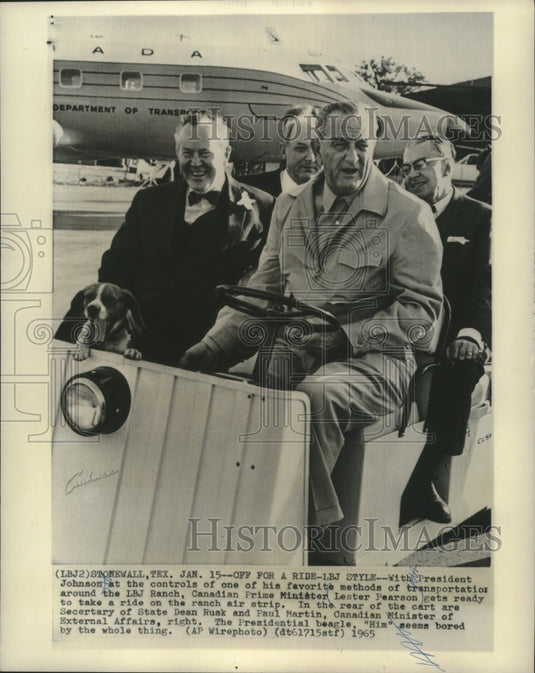1965 Press Photo President Johnson with Canadian Prime Minister Lester Pearson-Historic Images