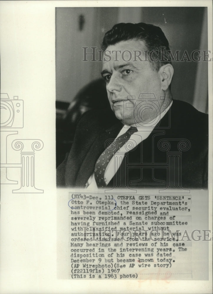 1963 Press Photo Otto Otepka gets sentenced for furnishing classified material - Historic Images