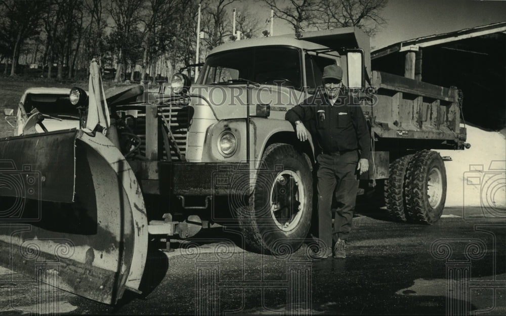 1988 Highway Superintendent Robert Stevens &amp; truck, Pewaukee - Historic Images