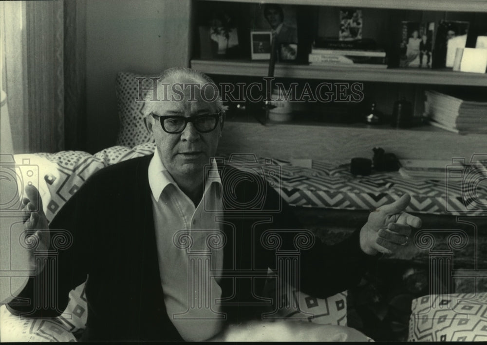 1985 Lloyd Pettit is interviewed at his Milwaukee River Hills home - Historic Images