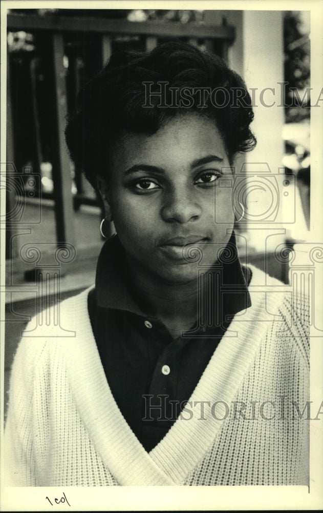 1987 Marilyn Stewart won contest for Juneteenth Day. Milwaukee - Historic Images
