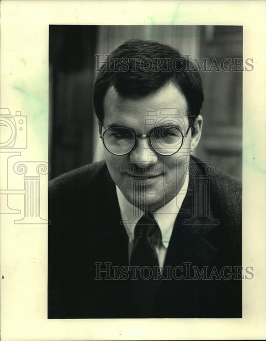 1987 Press Photo Jeffrey M. Jentzen, Milwaukee County medical examiner - Historic Images