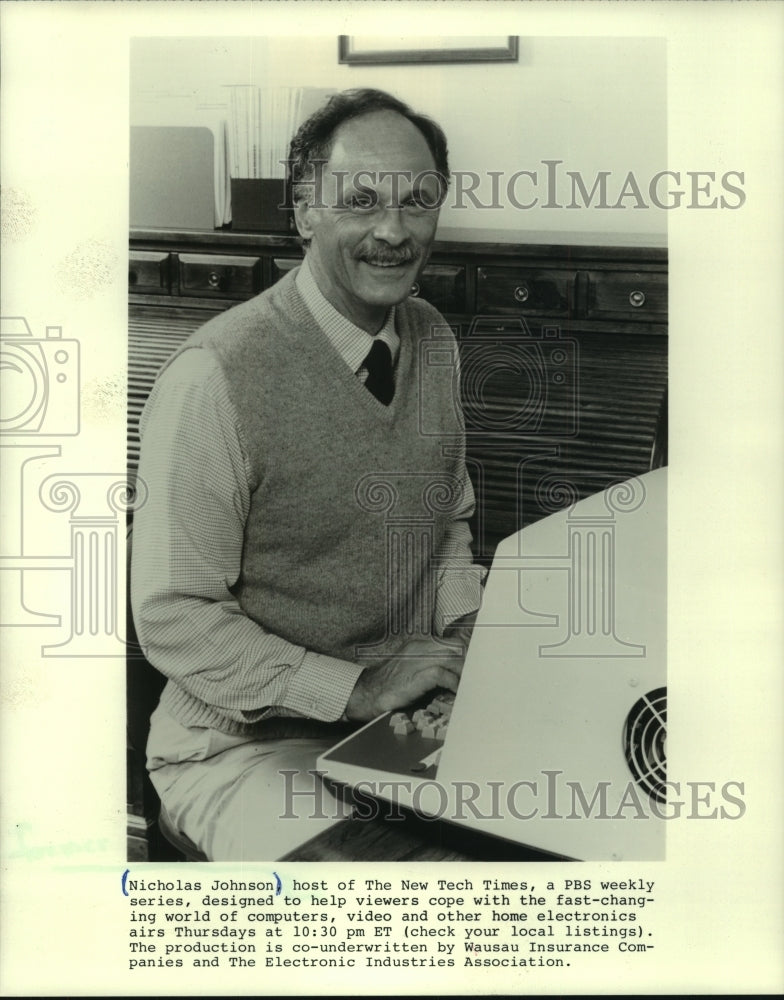 1984 Press Photo Nicholas Johnson, host of The New Tech Times - mjb84830 - Historic Images