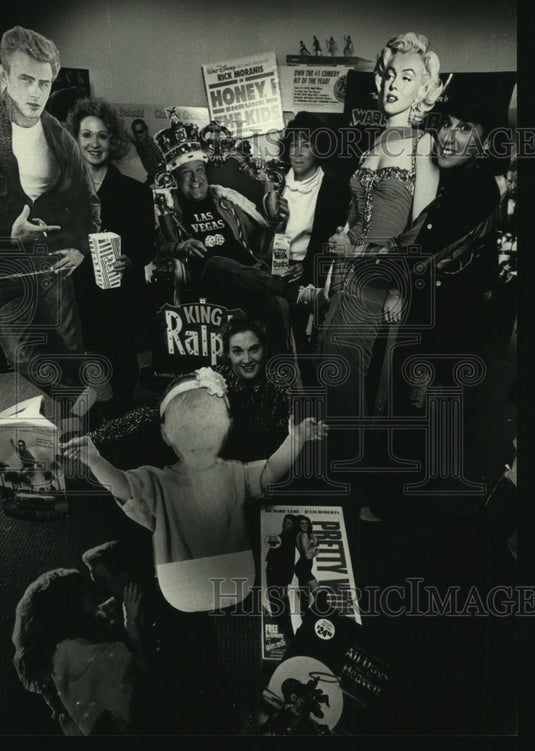 1991 Jodi Peck (foreground) & others, JCC Hollywood gala, Milwaukee-Historic Images