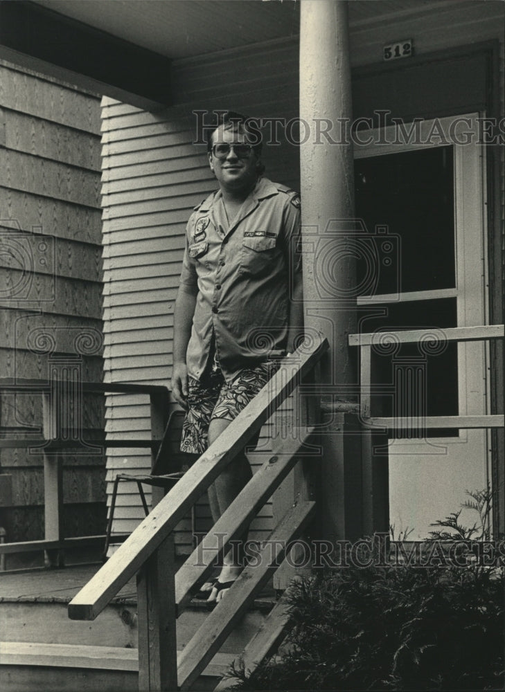 1987 Press Photo Wisconsin housing, The apartment of Hanlon Erdtmann - mjb85048 - Historic Images