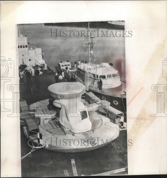1959 Britain's Christopher Cockerell's Hovercraft in Dover-Historic Images