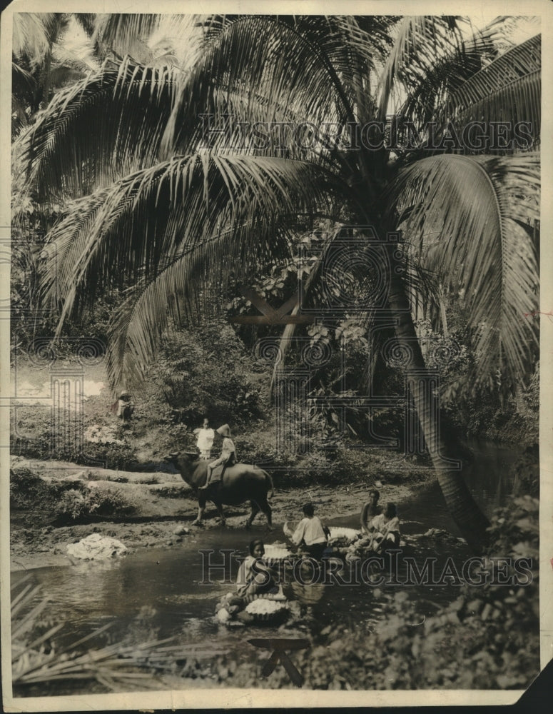 1928 Press Photo Native People of the Philippines Using Local Stream - mjb85262- Historic Images
