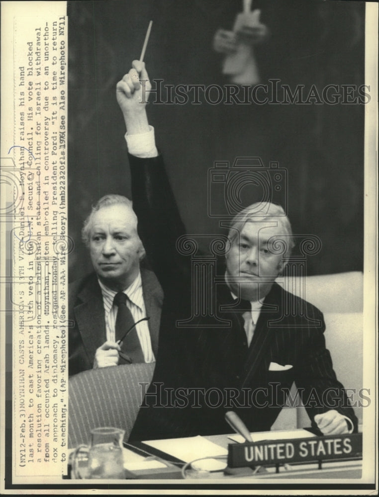 1976 Press Photo Daniel P.. Moynihan, U.N. Security Council - mjb85406 - Historic Images