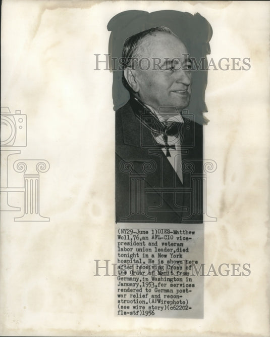 1956 Press Photo Matthew Woll and AFL-C10 Vice President and Veteran Labor Union - Historic Images