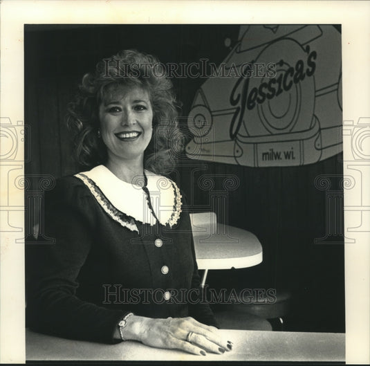 1992 Press Photo Jessica Houghtaling, owner of Jessica's Frozen Custard - Historic Images