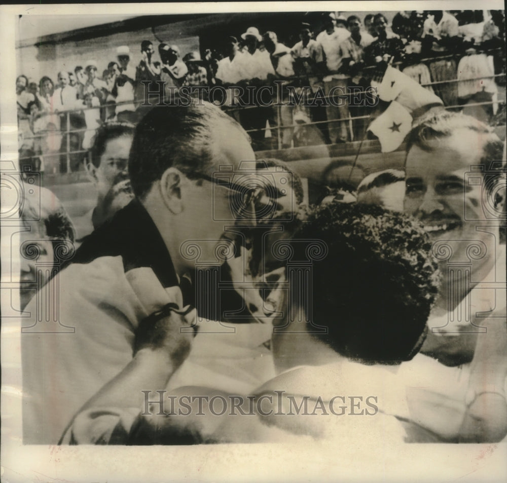 1964 Press Photo Miguel J. Moreno Jr, Panama's ambassador at Panama City airport- Historic Images