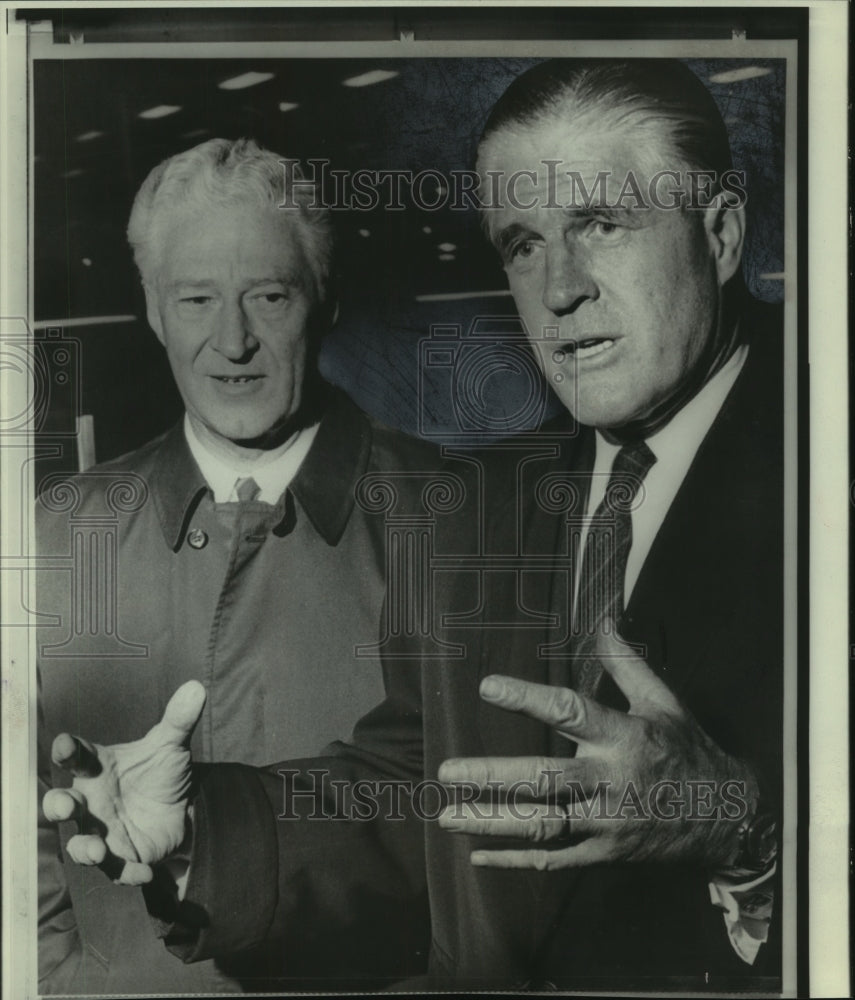 1967 Press Photo Michigan governor George Romney dodges presidential questions - Historic Images