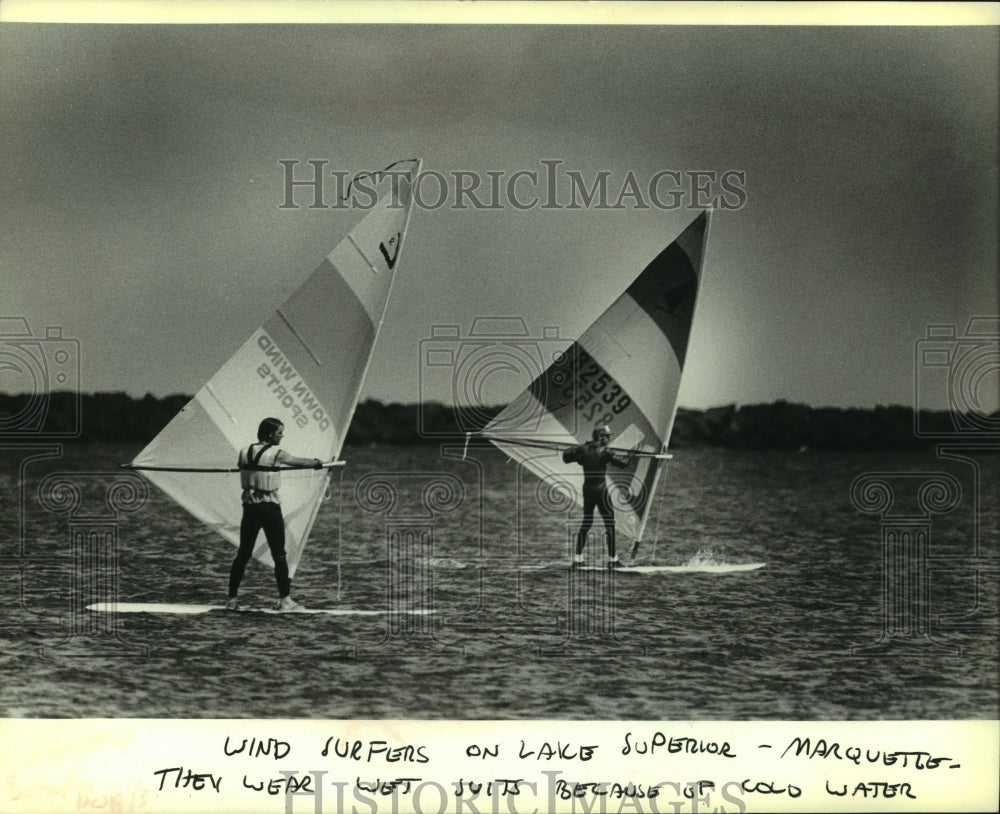 1980 Press Photo Lake Superior windsurfers off the shore at Marquette, Michigan-Historic Images