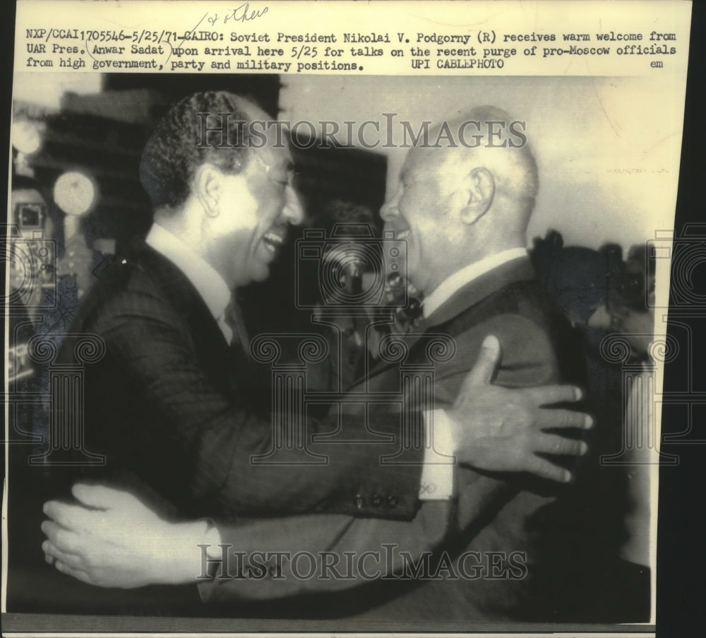 1971 Soviet President Podgorny, welcome from Anwar Sadat, Cairo.-Historic Images