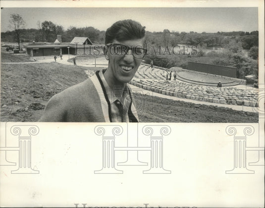 1974 Press Photo Harold Rock, director at Wehr Nature Center in Whitnall Park-Historic Images