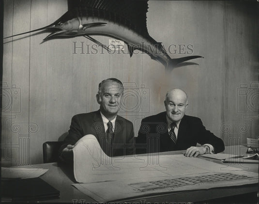 1970 Press Photo Harold Sampson and Bernard J. Sampson real estate developers - Historic Images