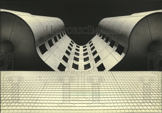 1981 The non-traditional design of St. Mary's Hospital in Milwaukee-Historic Images
