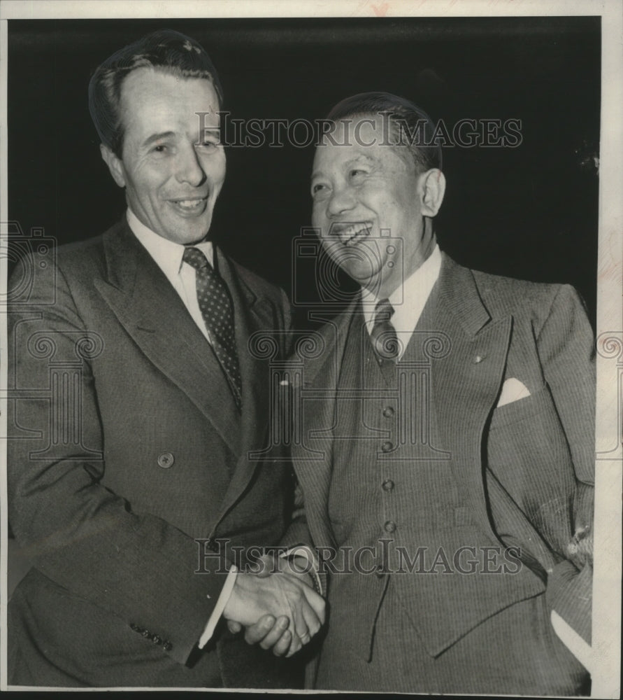 1955 Leo Mates of Yugoslavia and Gen. Carlos Romulo of Philippines - Historic Images